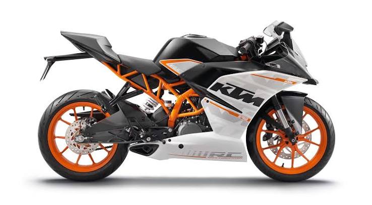 RC 390 (2015-)